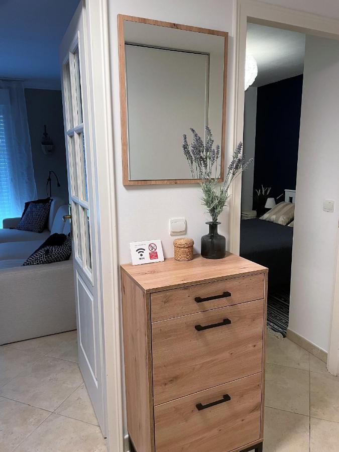 Feels Like Home Juan Flore - Air-Conditioned Furnished Apartment With Terrace & Parking อองทีบส์ ภายนอก รูปภาพ