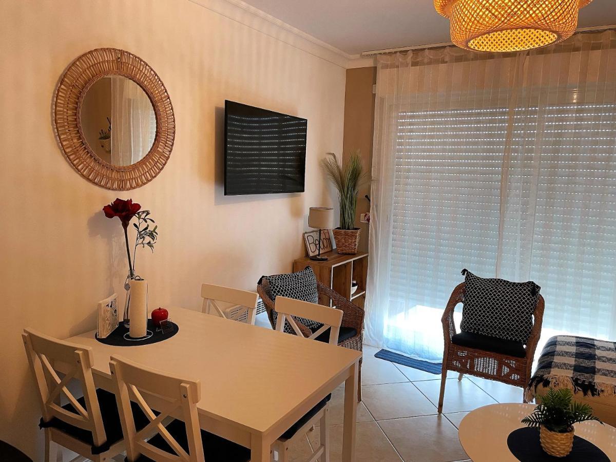 Feels Like Home Juan Flore - Air-Conditioned Furnished Apartment With Terrace & Parking อองทีบส์ ภายนอก รูปภาพ